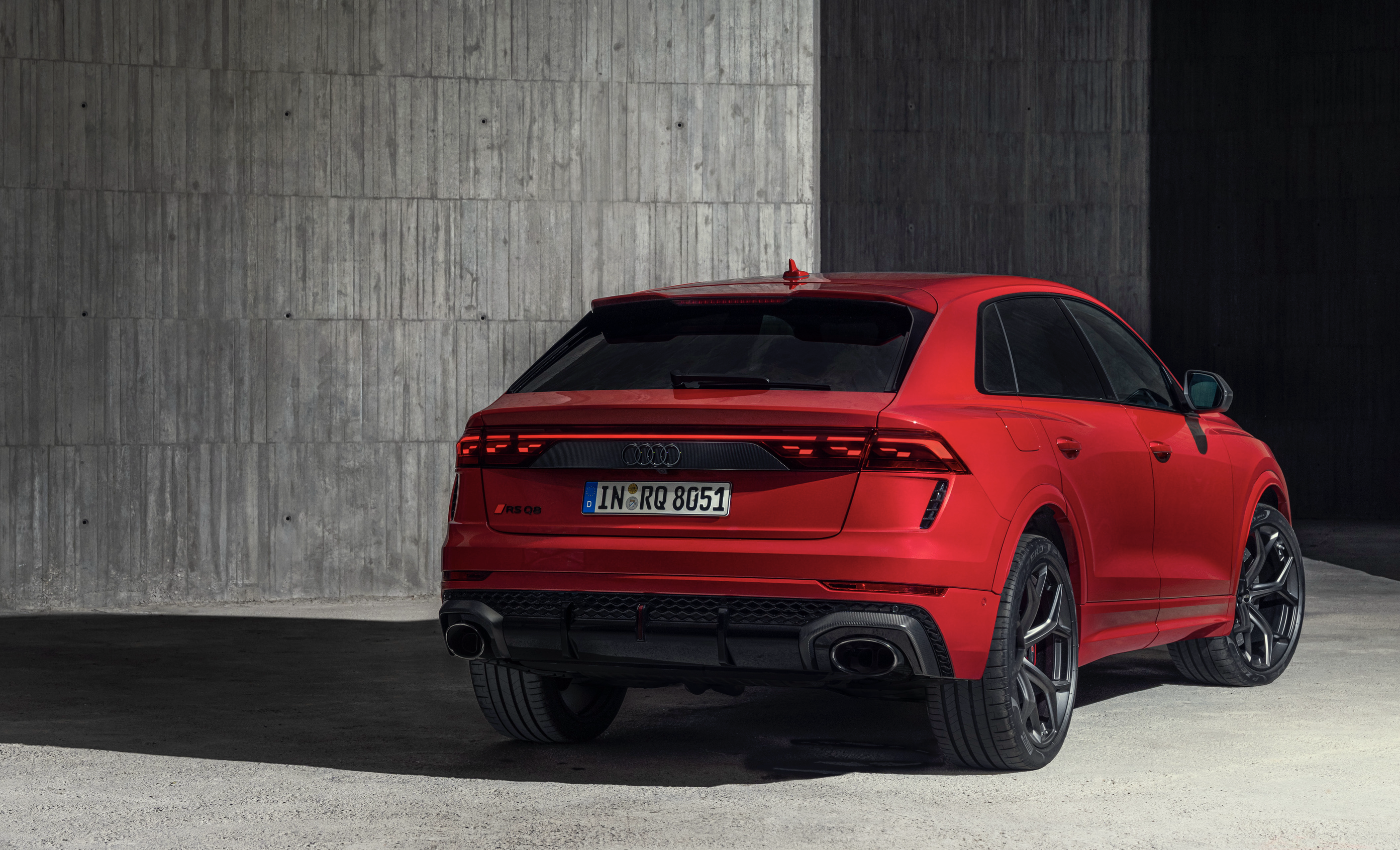 AUDI RSQ8 PERFORMANCE | NOVÝ FACELIFT | NEJSPORTOVNĚJŠÍ SUV | V8 BITURBO 640 KONÍ | BLOG | PRVNÍ OBJEDNÁVKY ONLINE | AUTOiBUY.com